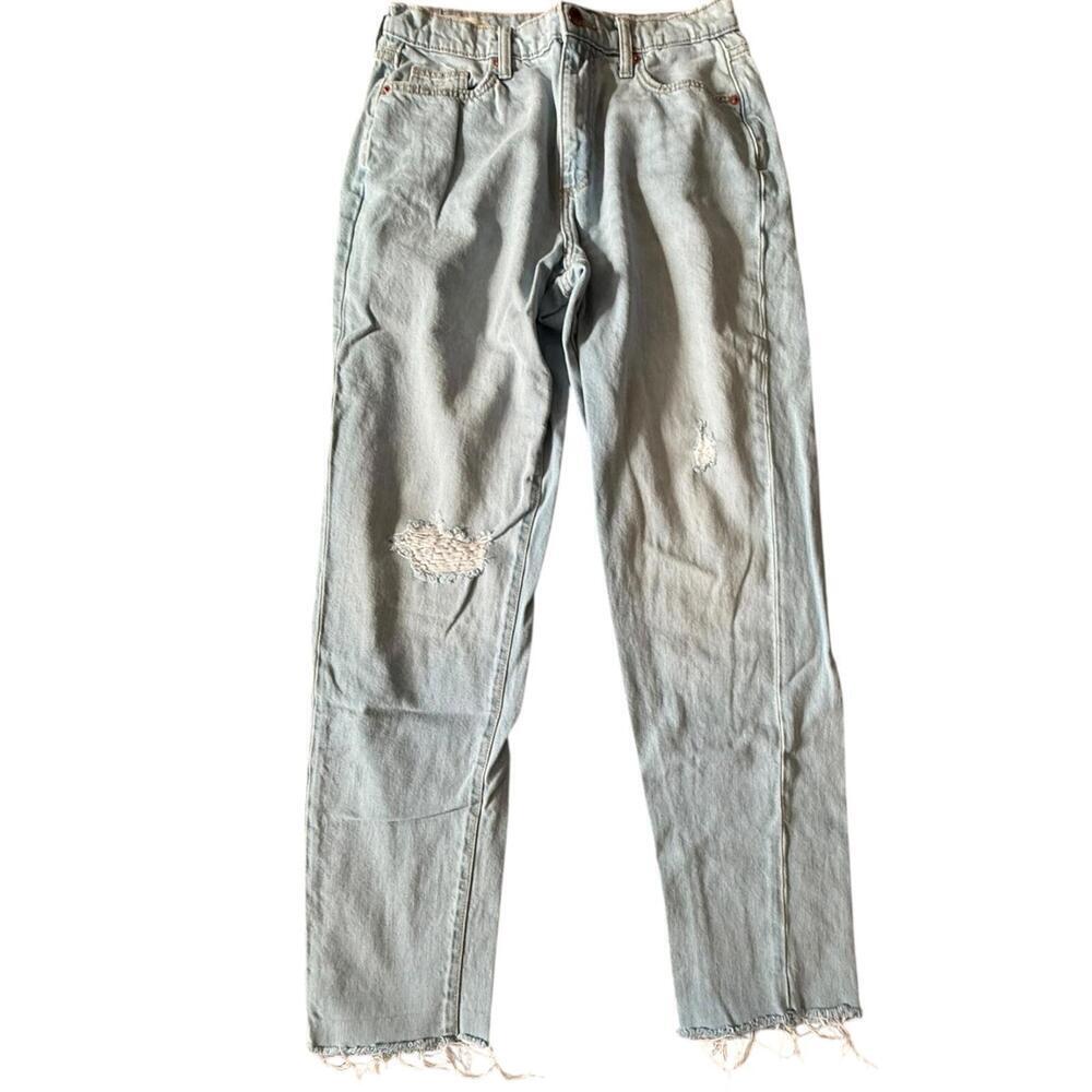Universal Thread Boyfriend Jeans – Size 2/26R